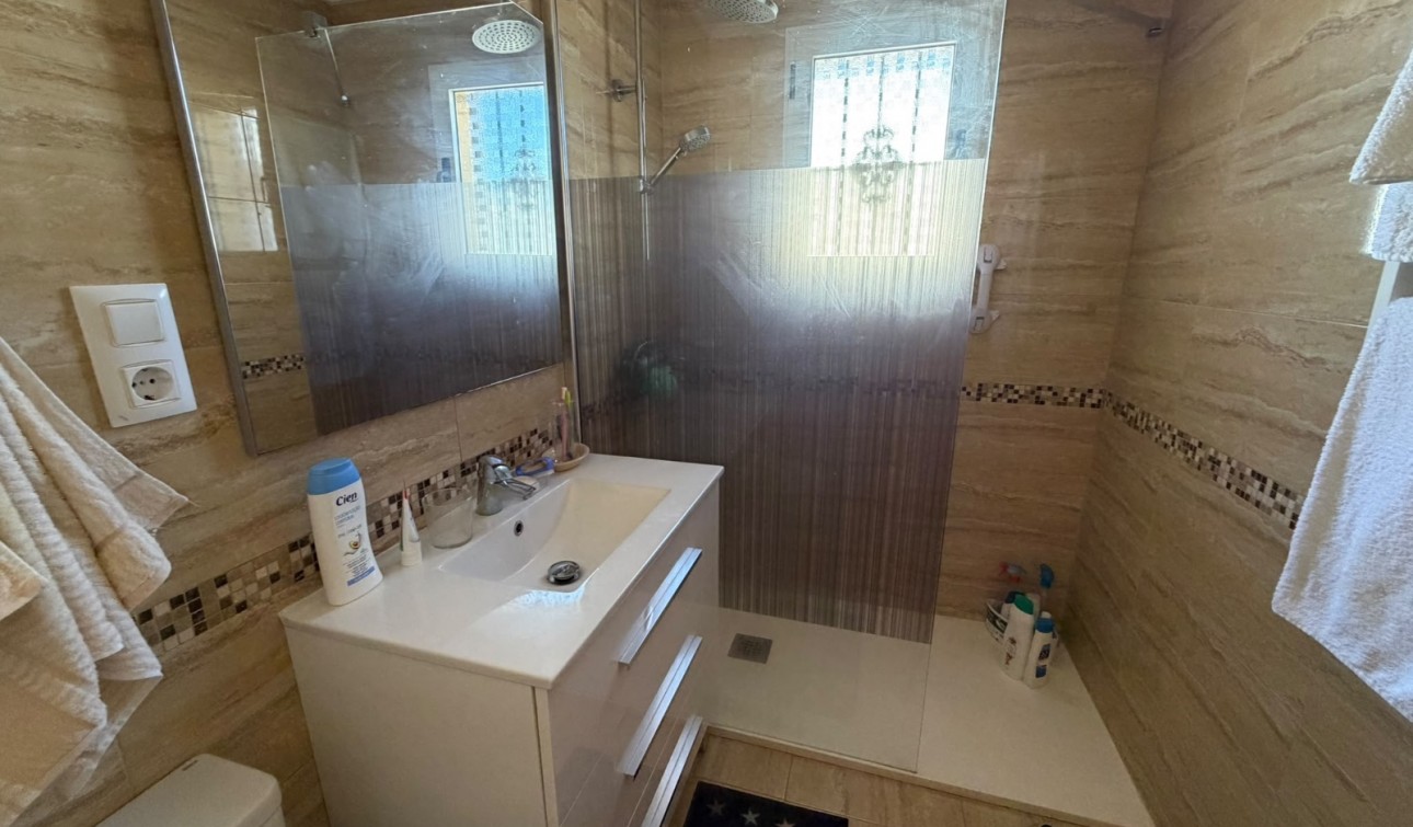 Resale - Town House - Entre Naranjos