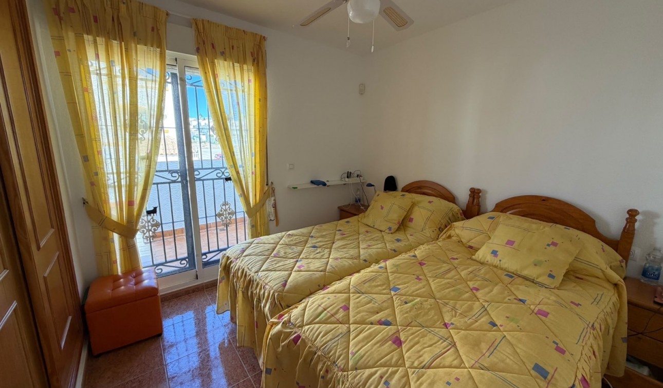 Resale - Town House - Entre Naranjos