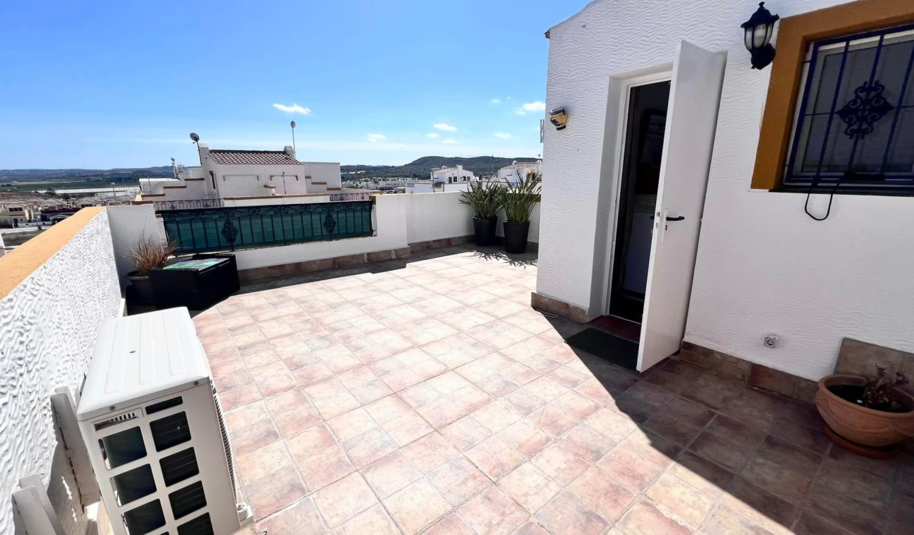 Resale - Town House - Entre Naranjos