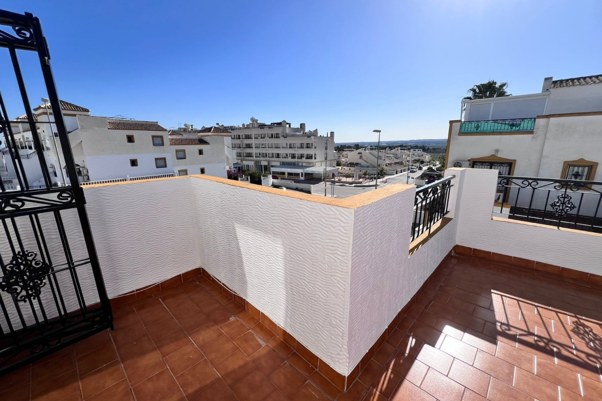 Resale - Town House - Entre Naranjos