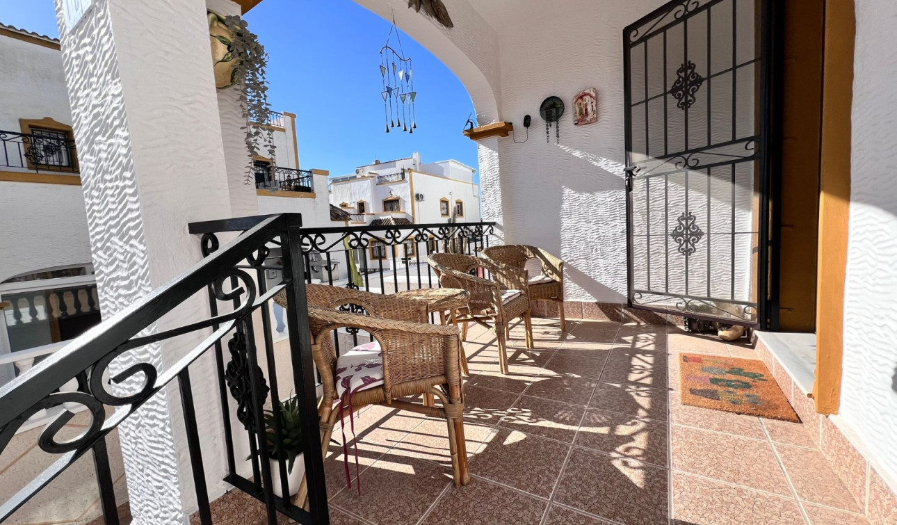 Resale - Town House - Entre Naranjos