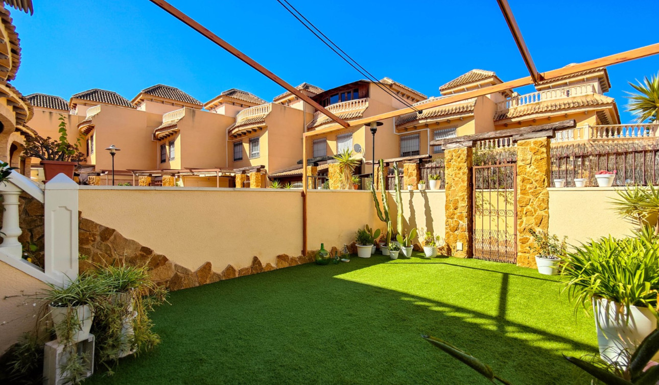 Resale - Town House - Guardamar del Segura - Center - El Raso