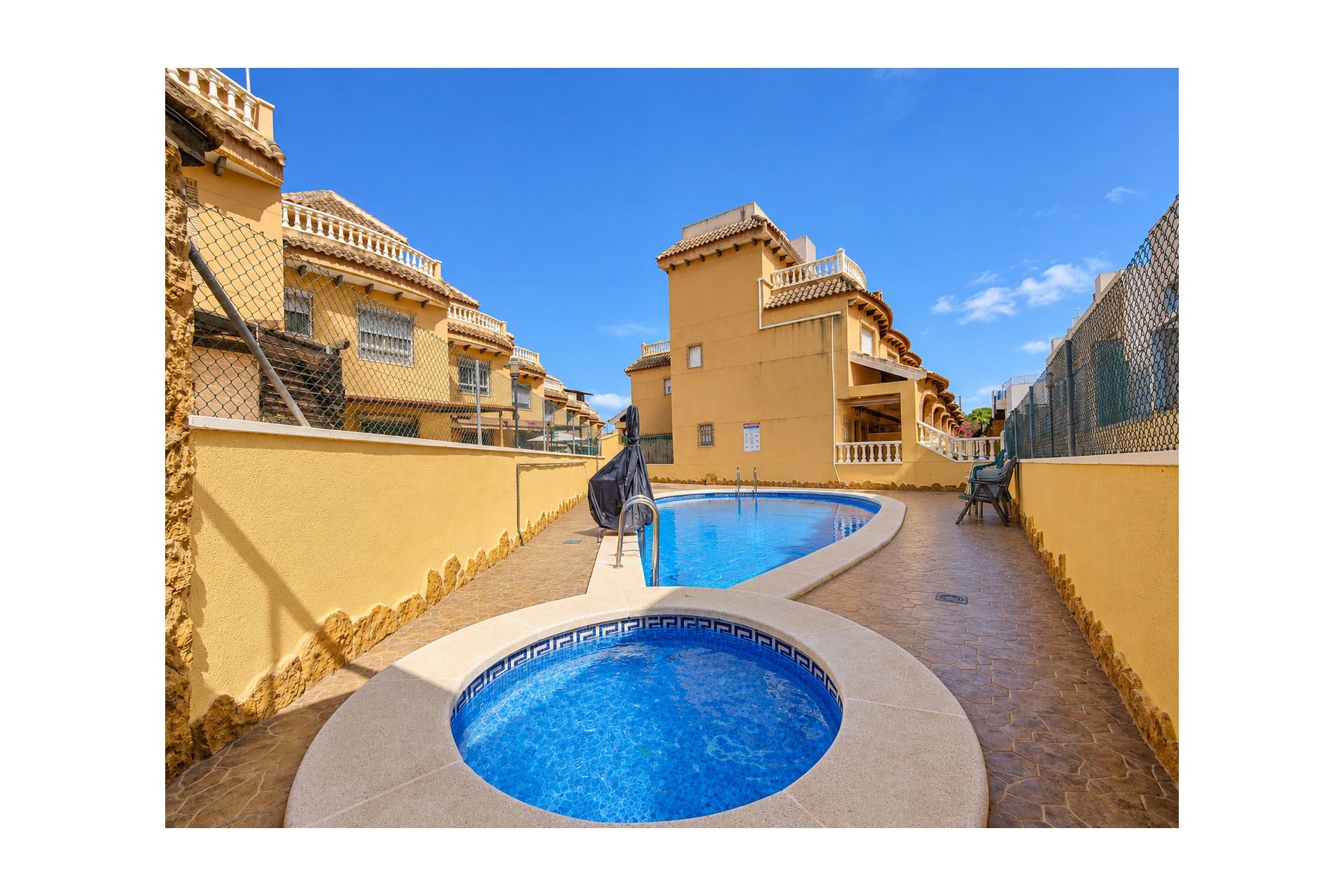 Resale - Town House - Guardamar del Segura - Center - El Raso