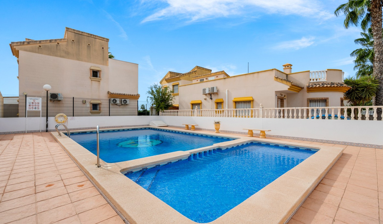 Resale - Town House - Guardamar del Segura - El Raso