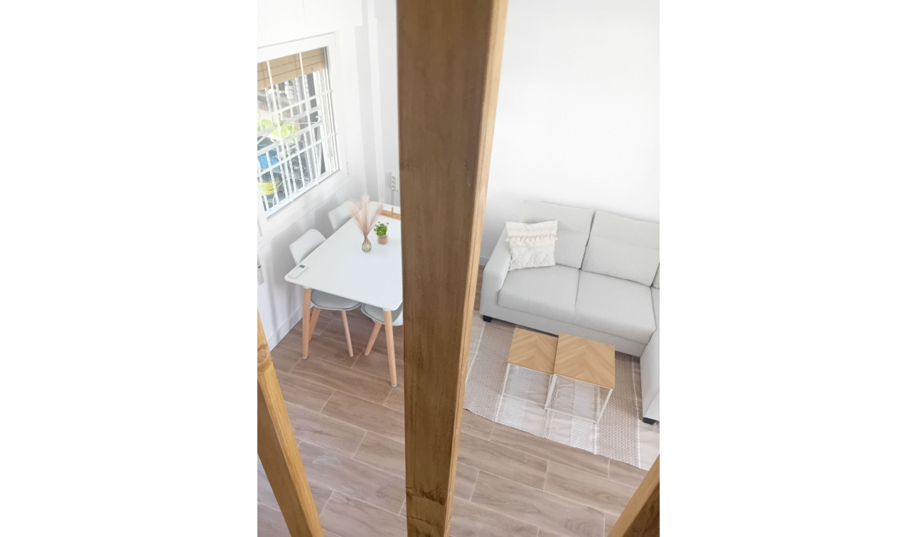 Resale - Town House - La Mata