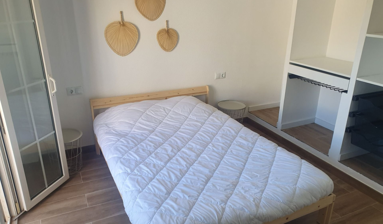 Resale - Town House - La Mata