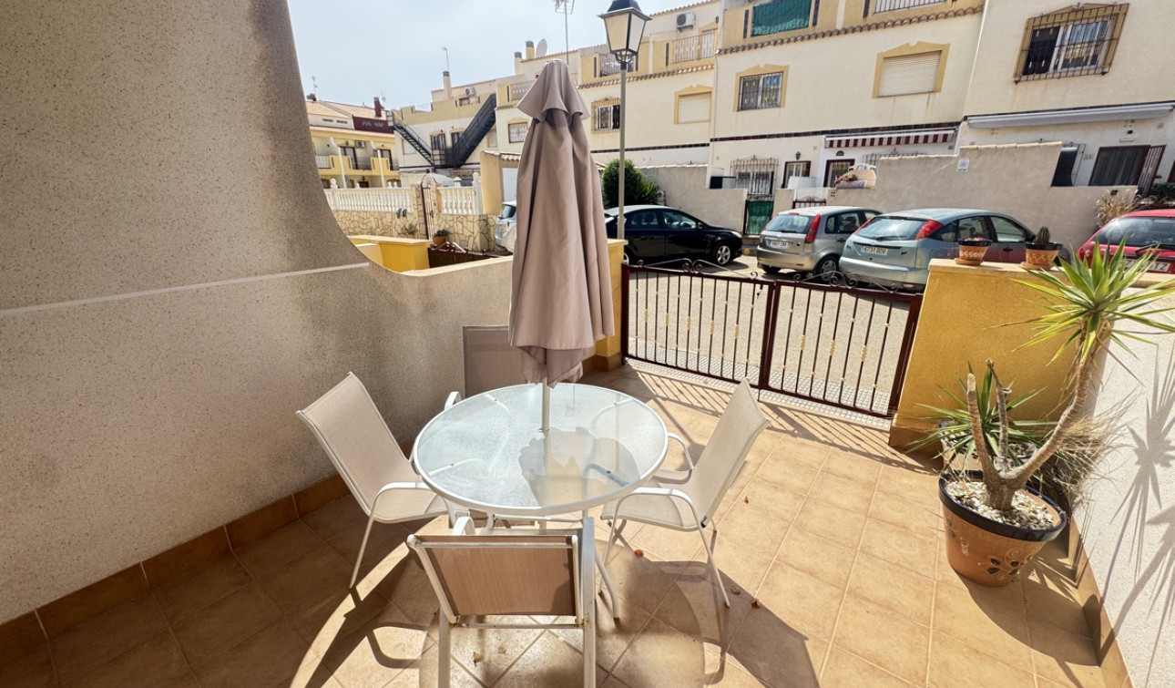 Resale - Town House - La Zenia