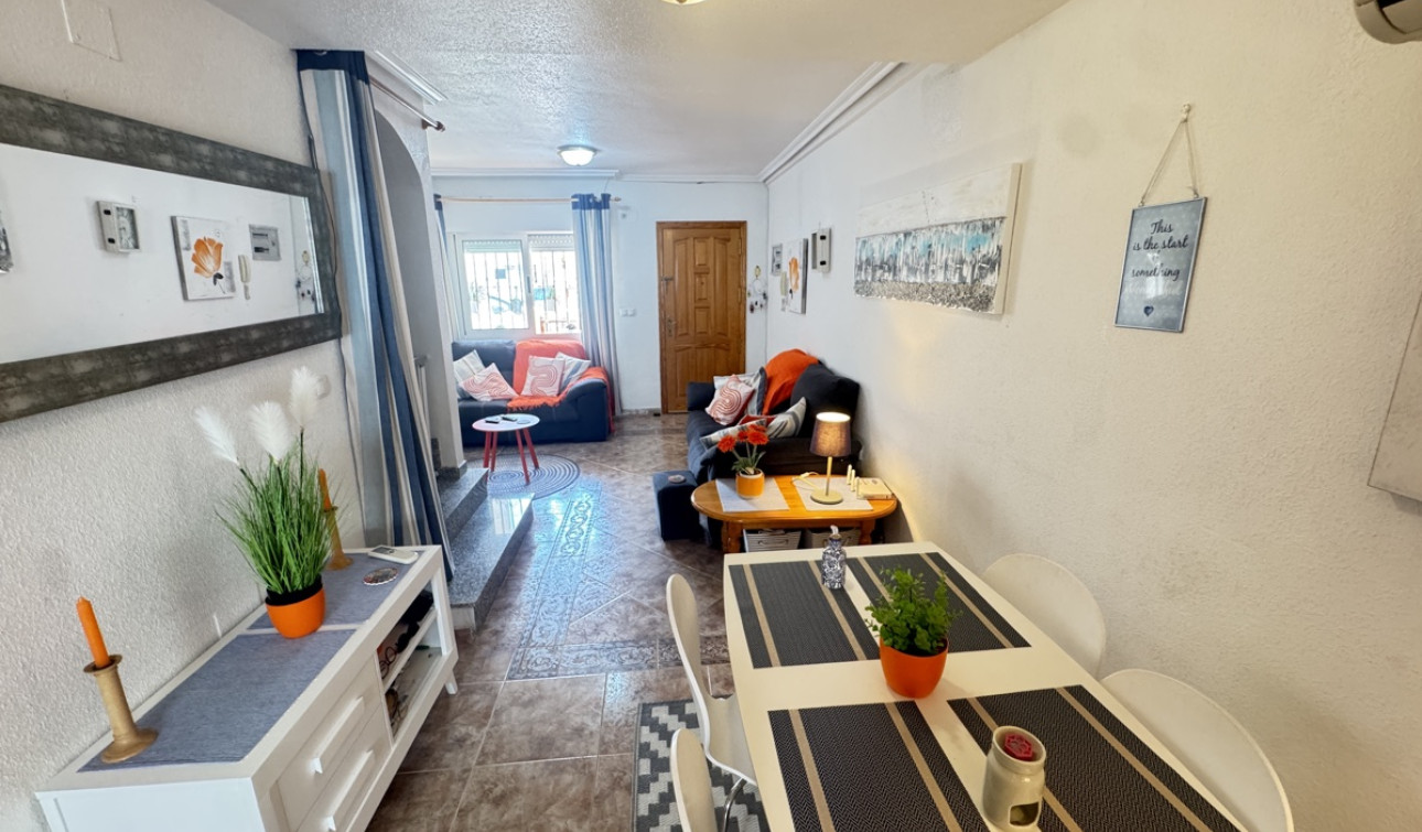 Resale - Town House - La Zenia