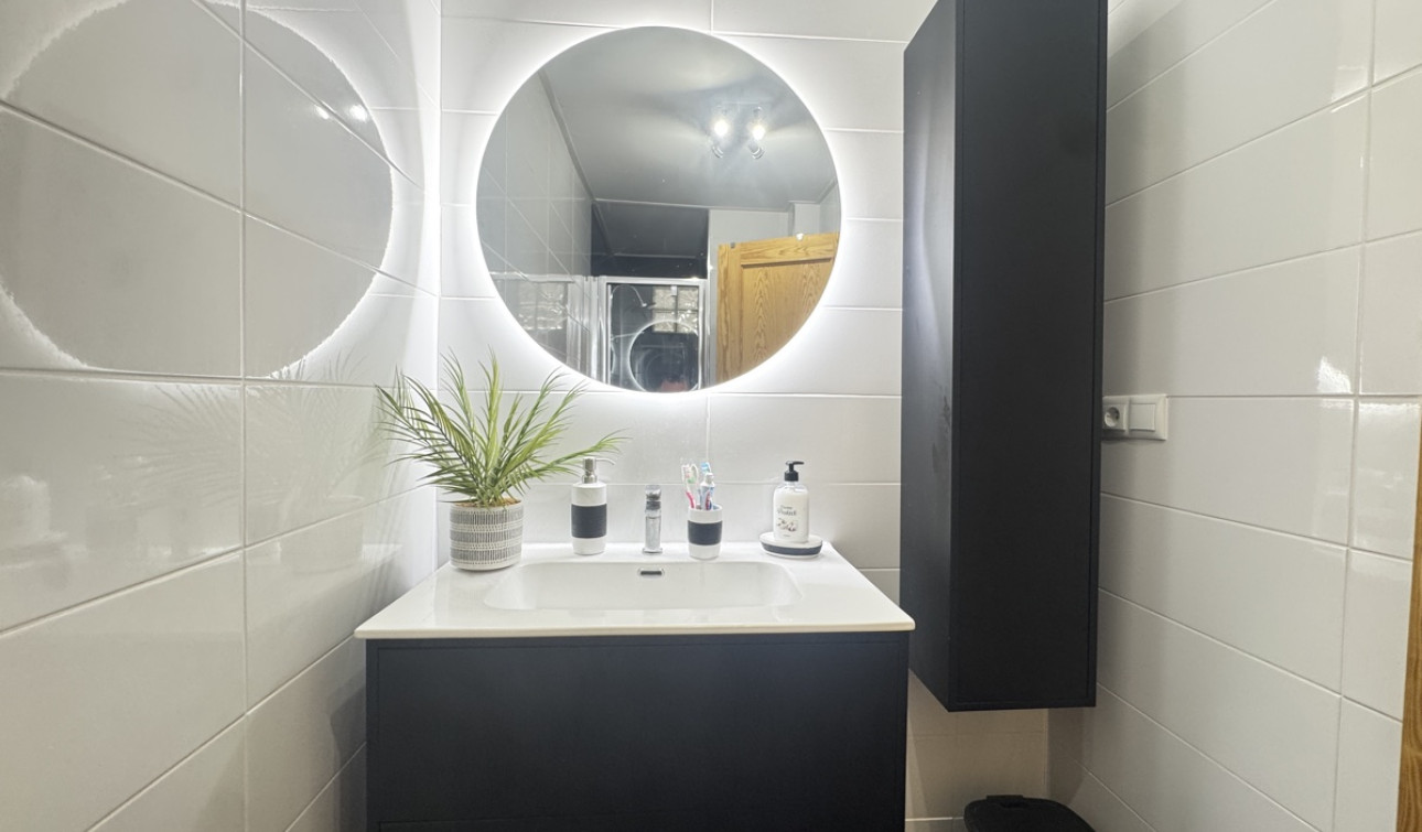 Resale - Town House - La Zenia