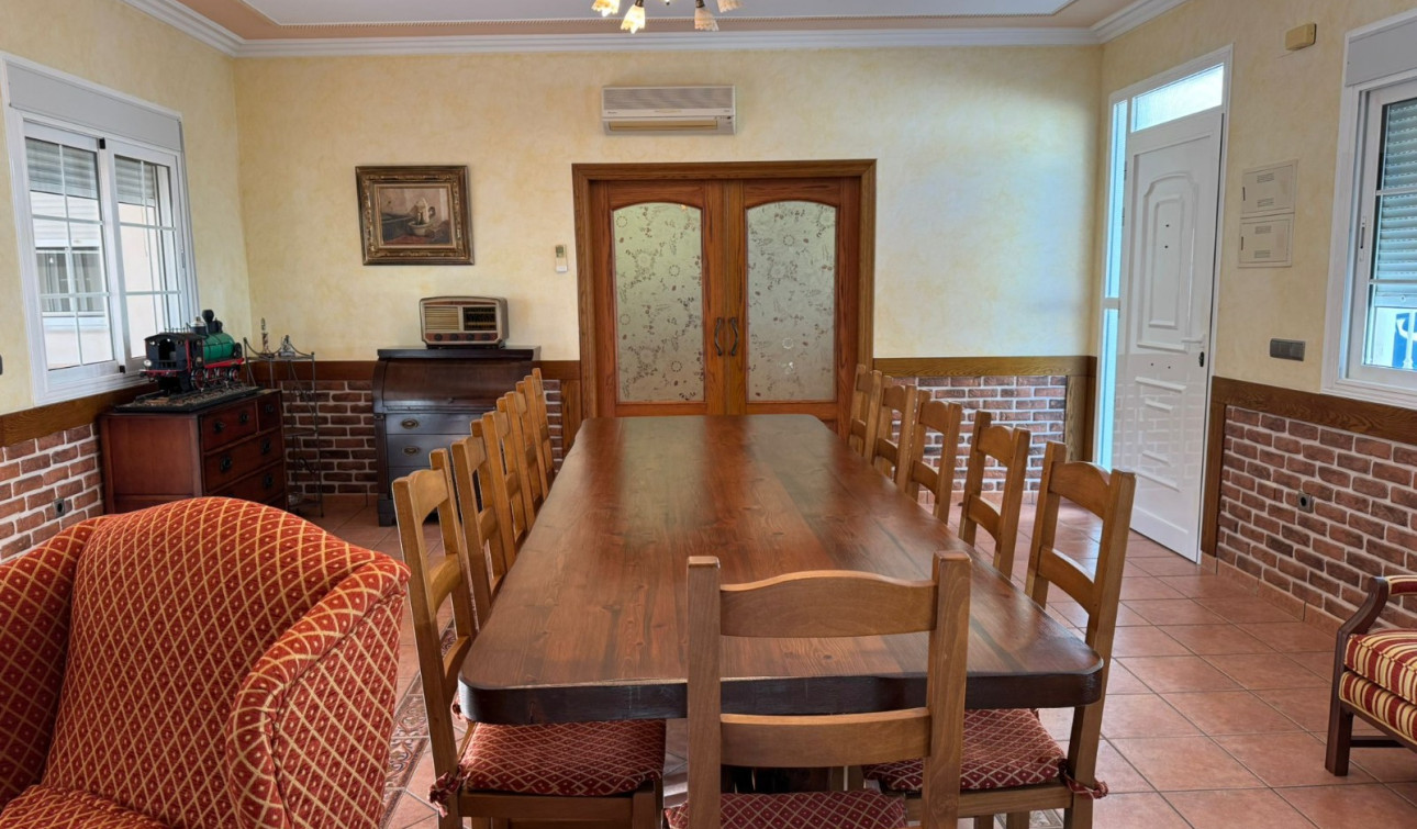 Resale - Town House - Los Montesinos