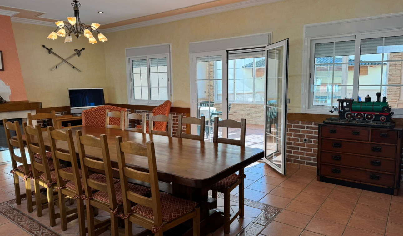 Resale - Town House - Los Montesinos