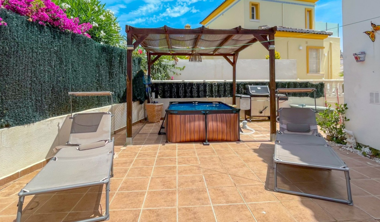 Resale - Town House - Orihuela Costa - La Rioja