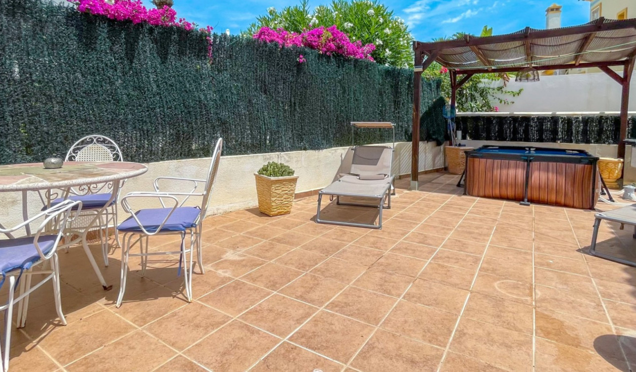 Resale - Town House - Orihuela Costa - La Rioja