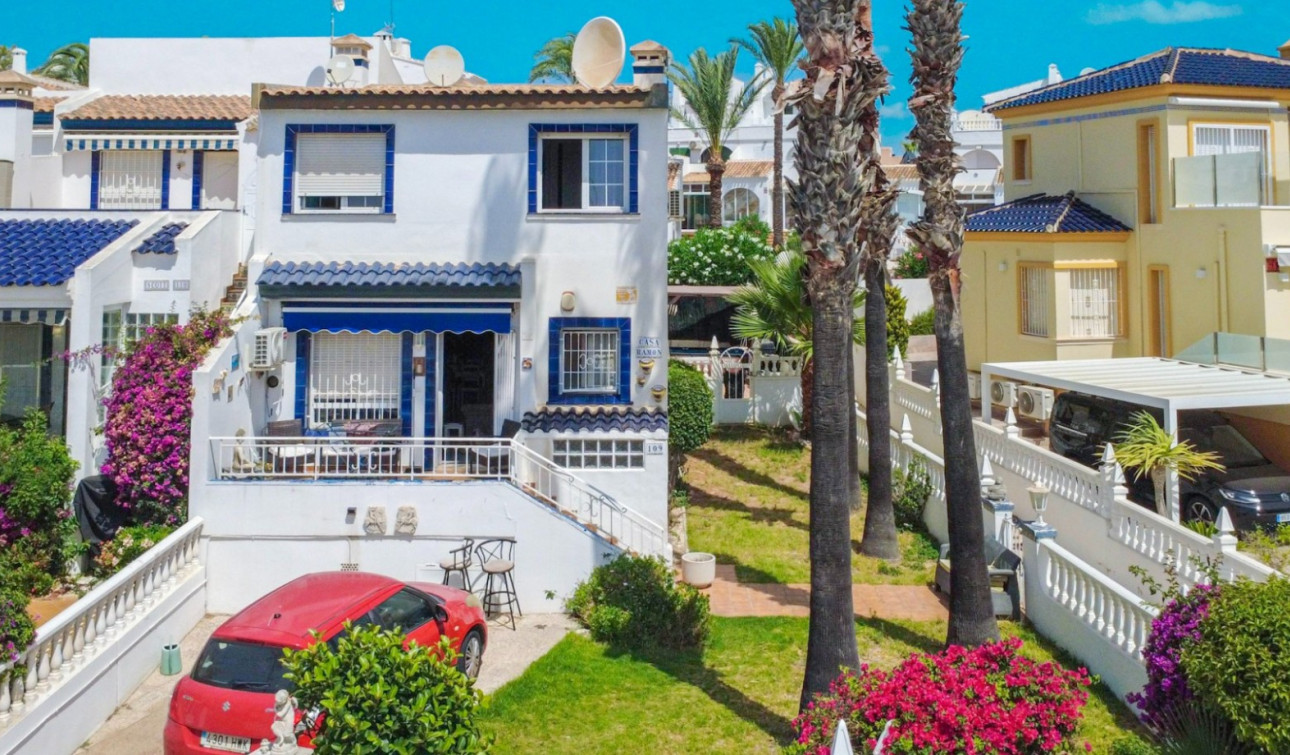 Resale - Town House - Orihuela Costa - La Rioja
