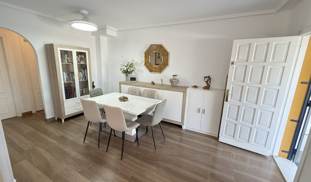 Resale - Town House - Orihuela Costa - La Zenia