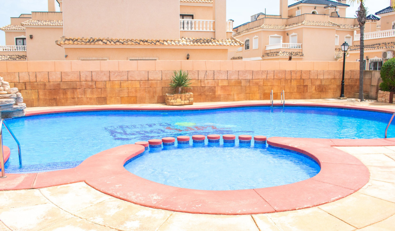 Resale - Town House - Orihuela Costa - Los Dolses