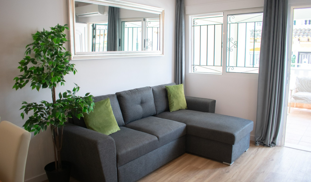 Resale - Town House - Orihuela Costa - Punta Prima