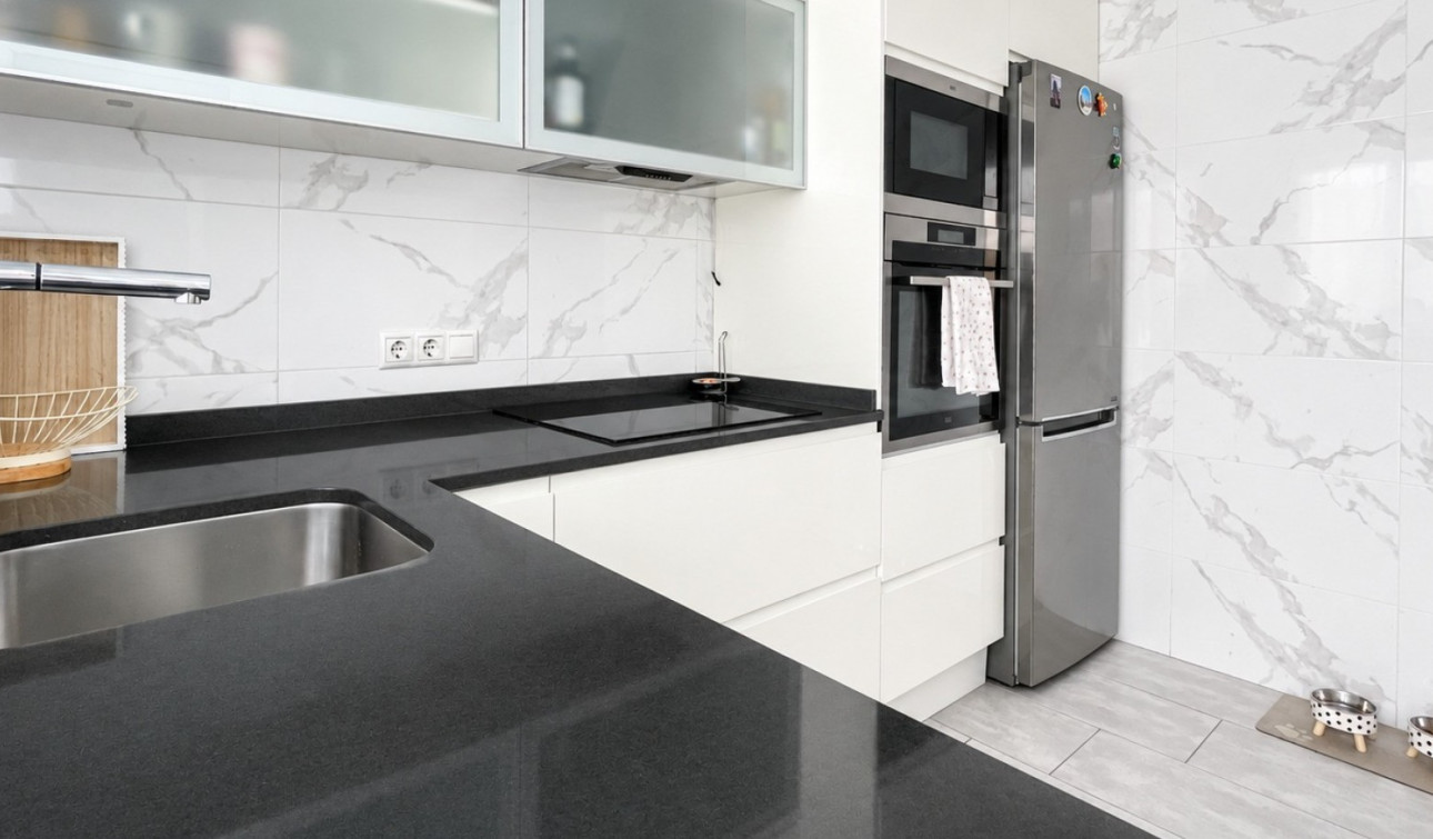 Resale - Town House - Orihuela Costa - Punta Prima