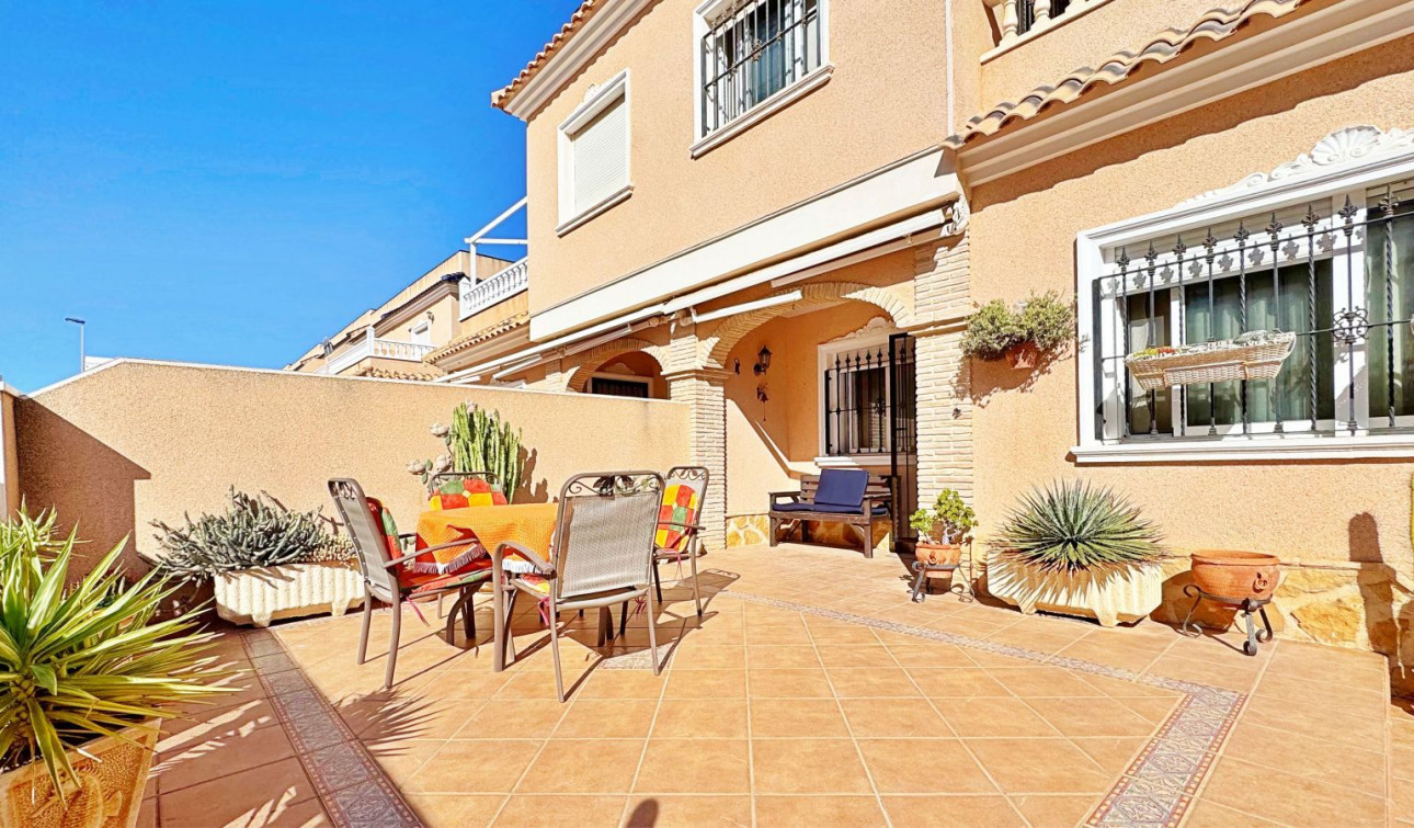 Resale - Town House - Orihuela Costa - Villamartín