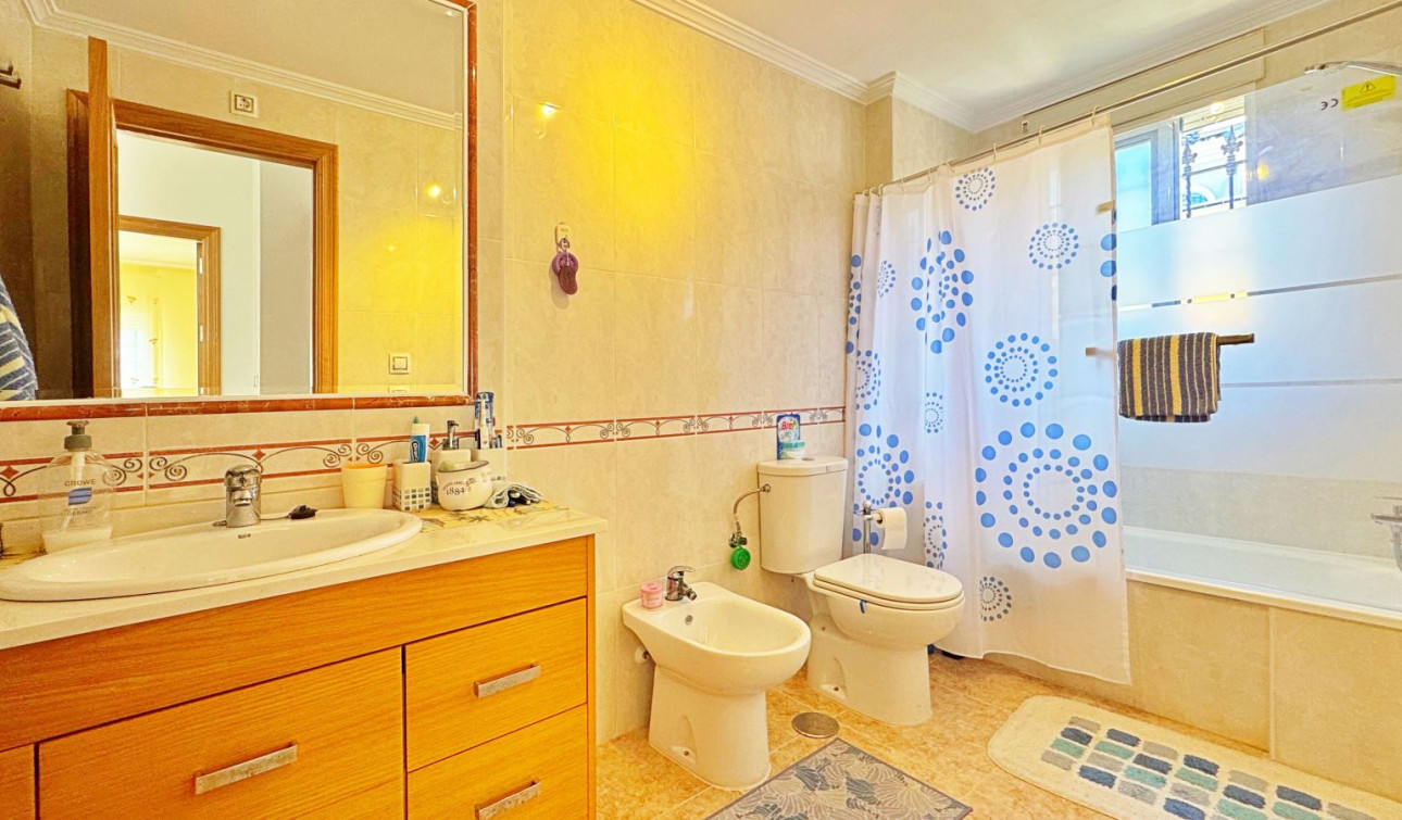 Resale - Town House - Orihuela Costa - Villamartín