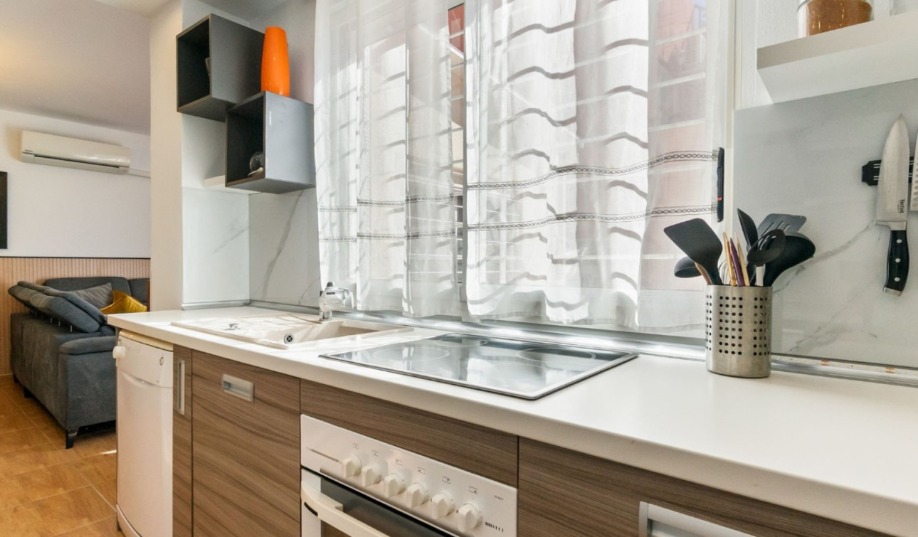 Resale - Town House - Orihuela Costa - Villamartín