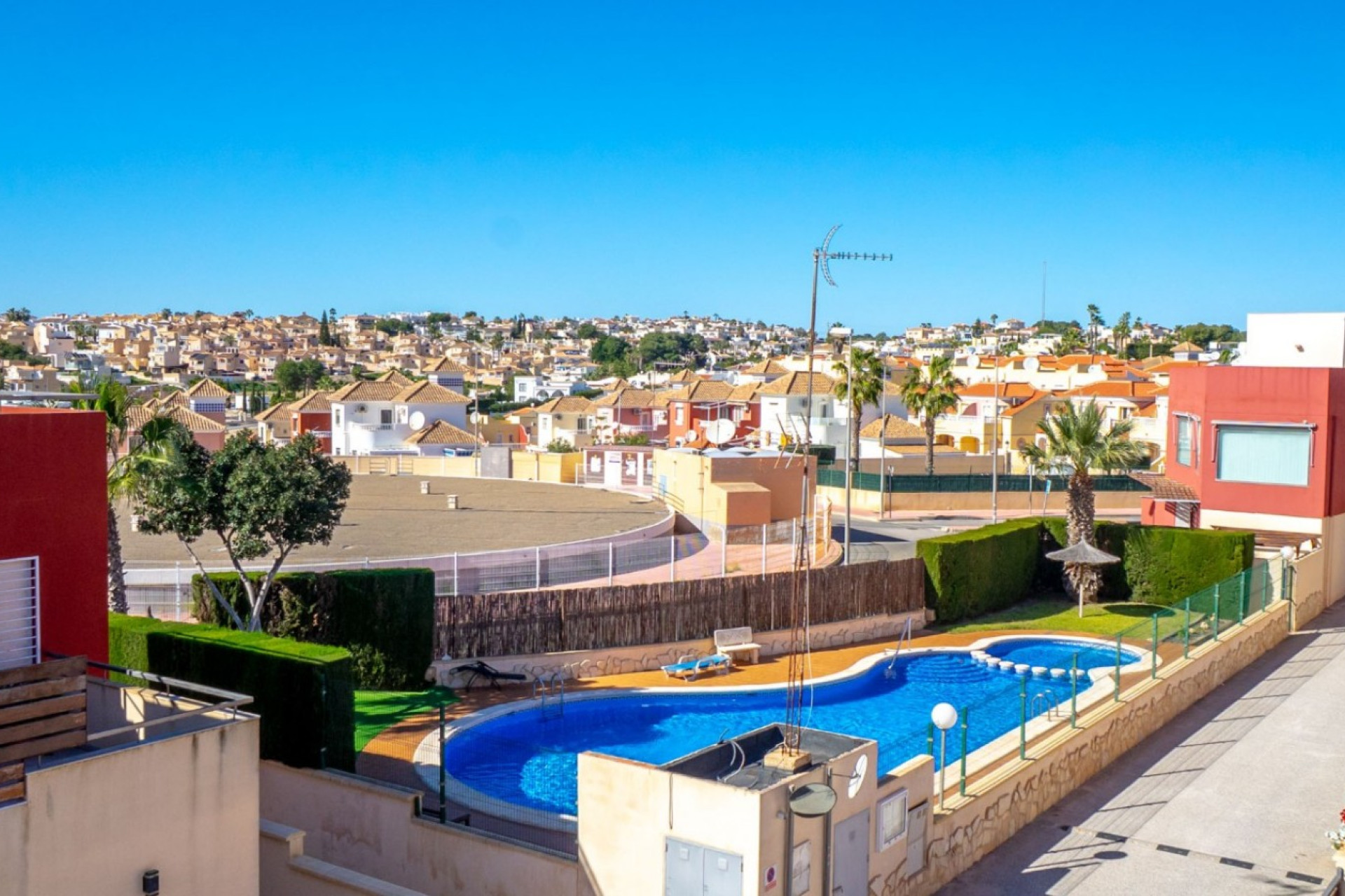 Resale - Town House - Orihuela Costa - Villamartín