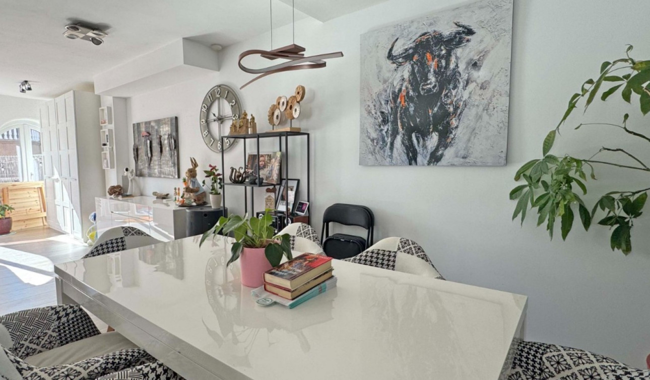 Resale - Town House - Orihuela Costa - Villamartín