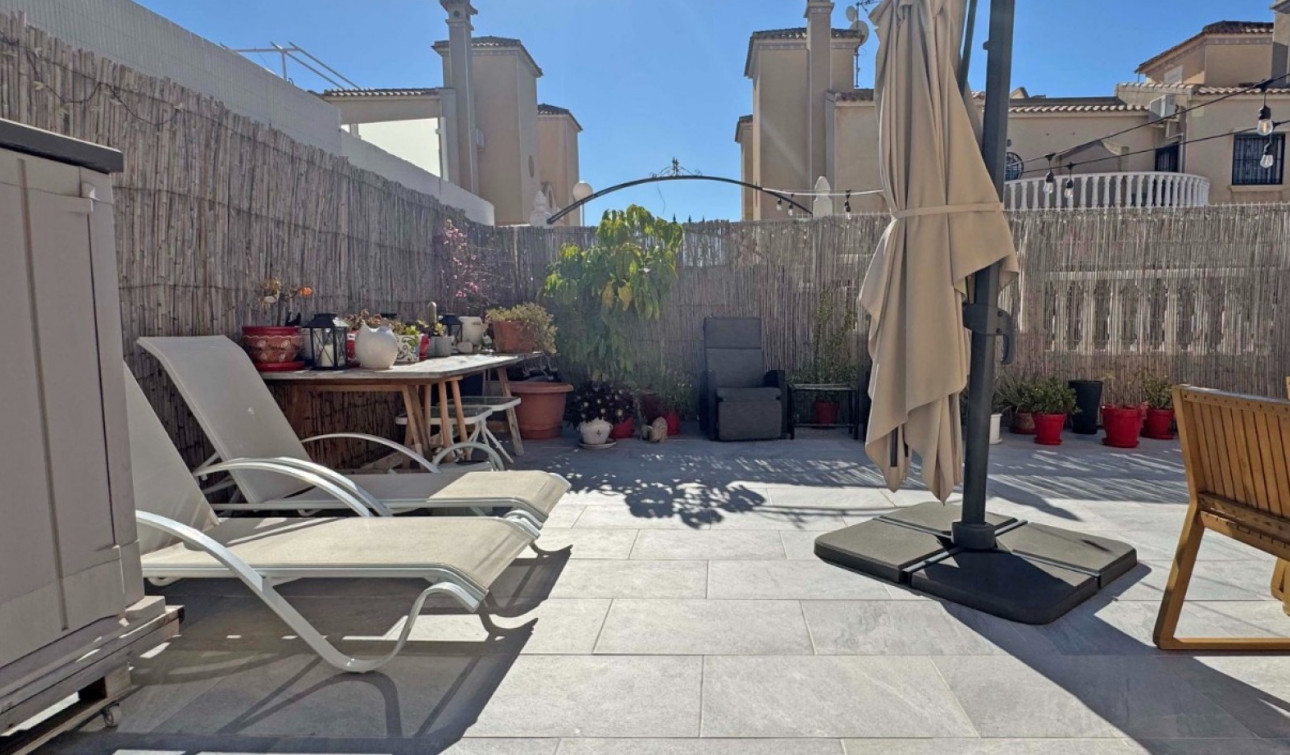 Resale - Town House - Orihuela Costa - Villamartín