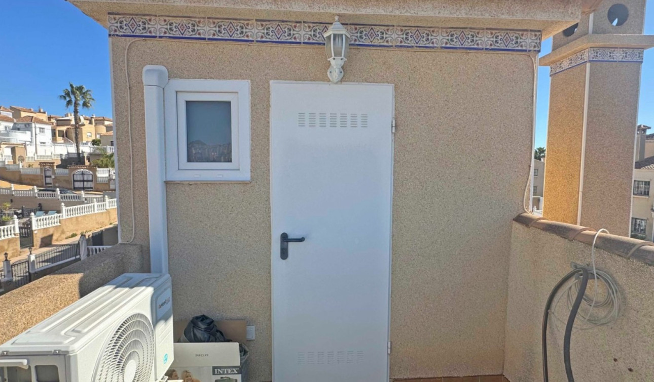 Resale - Town House - Orihuela Costa - Villamartín