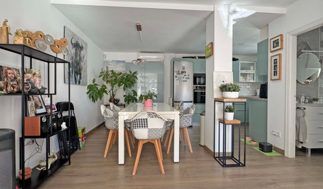 Resale - Town House - Orihuela Costa - Villamartín