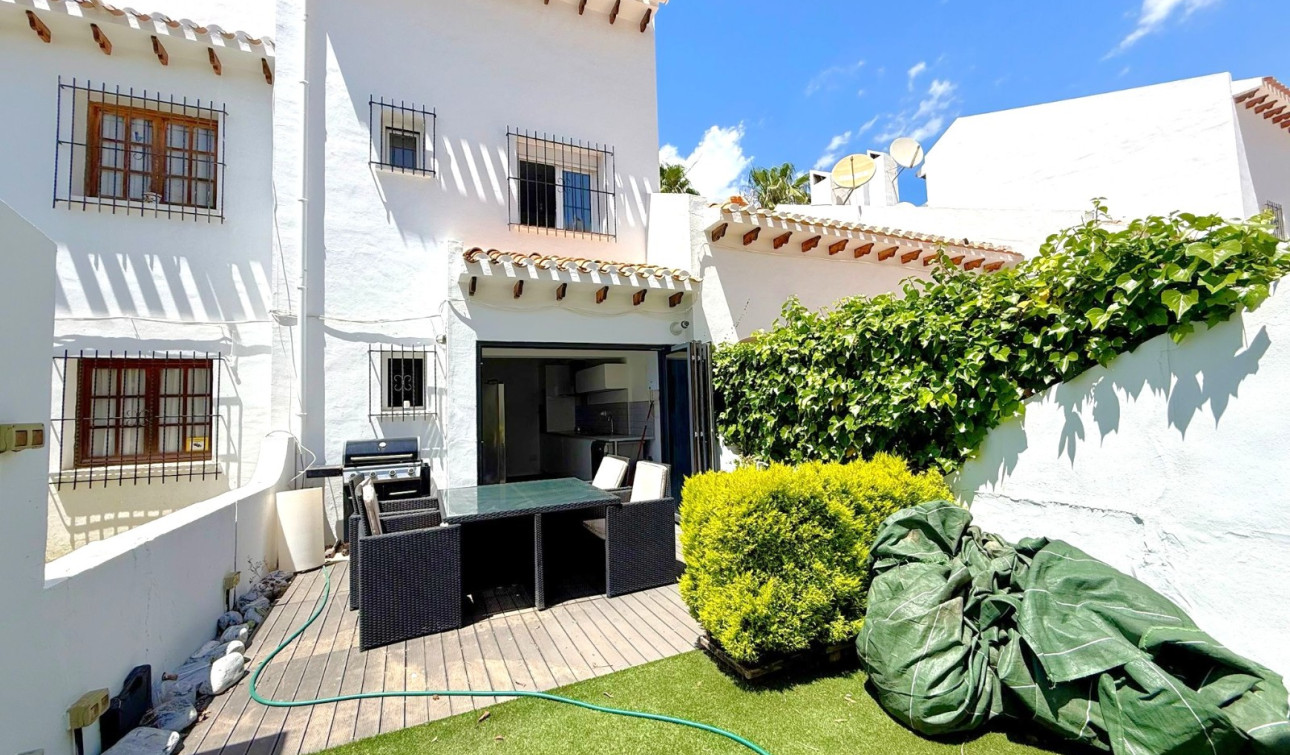 Resale - Town House - Orihuela Costa - Villamartín