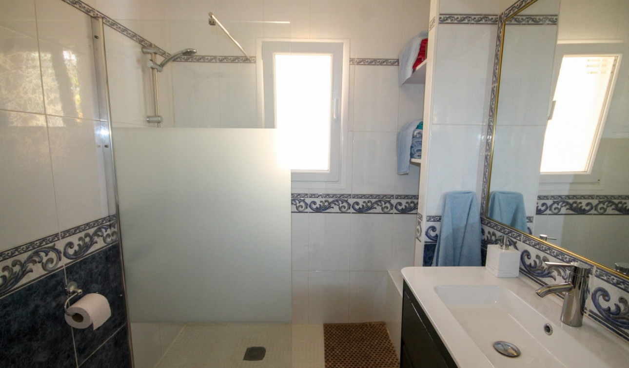 Resale - Town House - Orihuela Costa - Villamartín