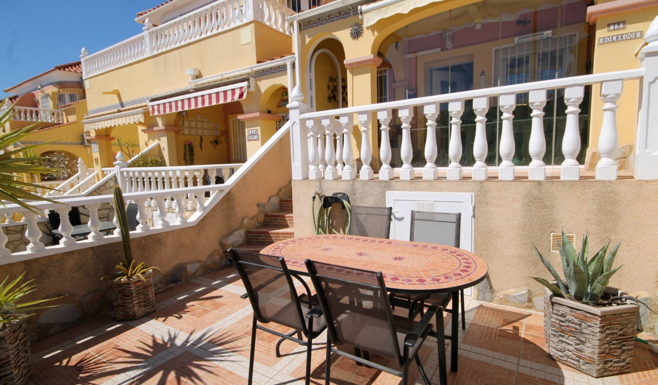 Resale - Town House - Orihuela Costa - Villamartín