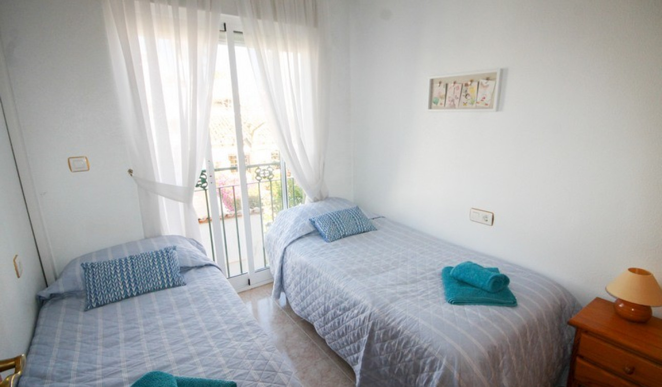 Resale - Town House - Orihuela Costa - Villamartín