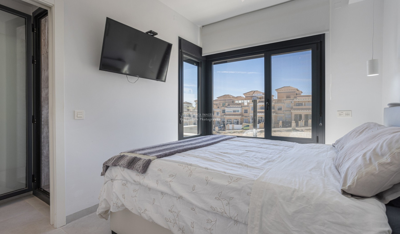 Resale - Town House - Orihuela Costa - Villamartín