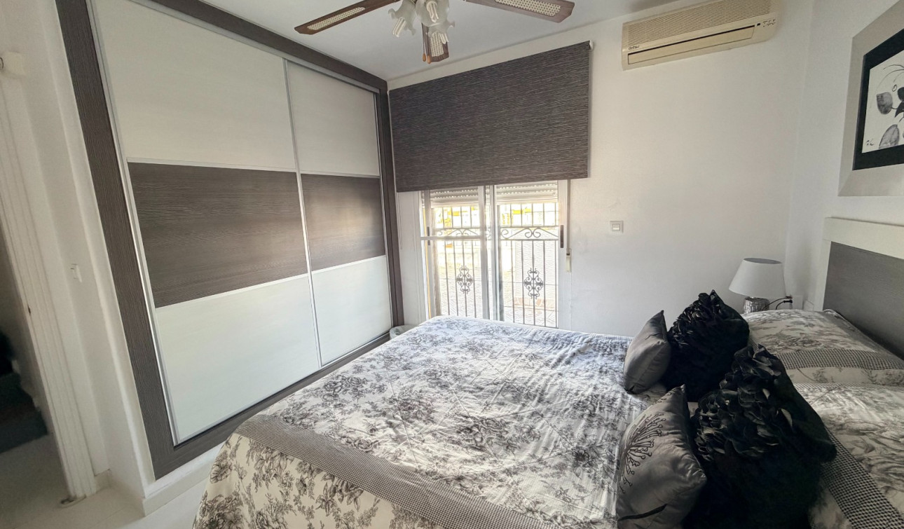 Resale - Town House - Orihuela - Entre Naranjos