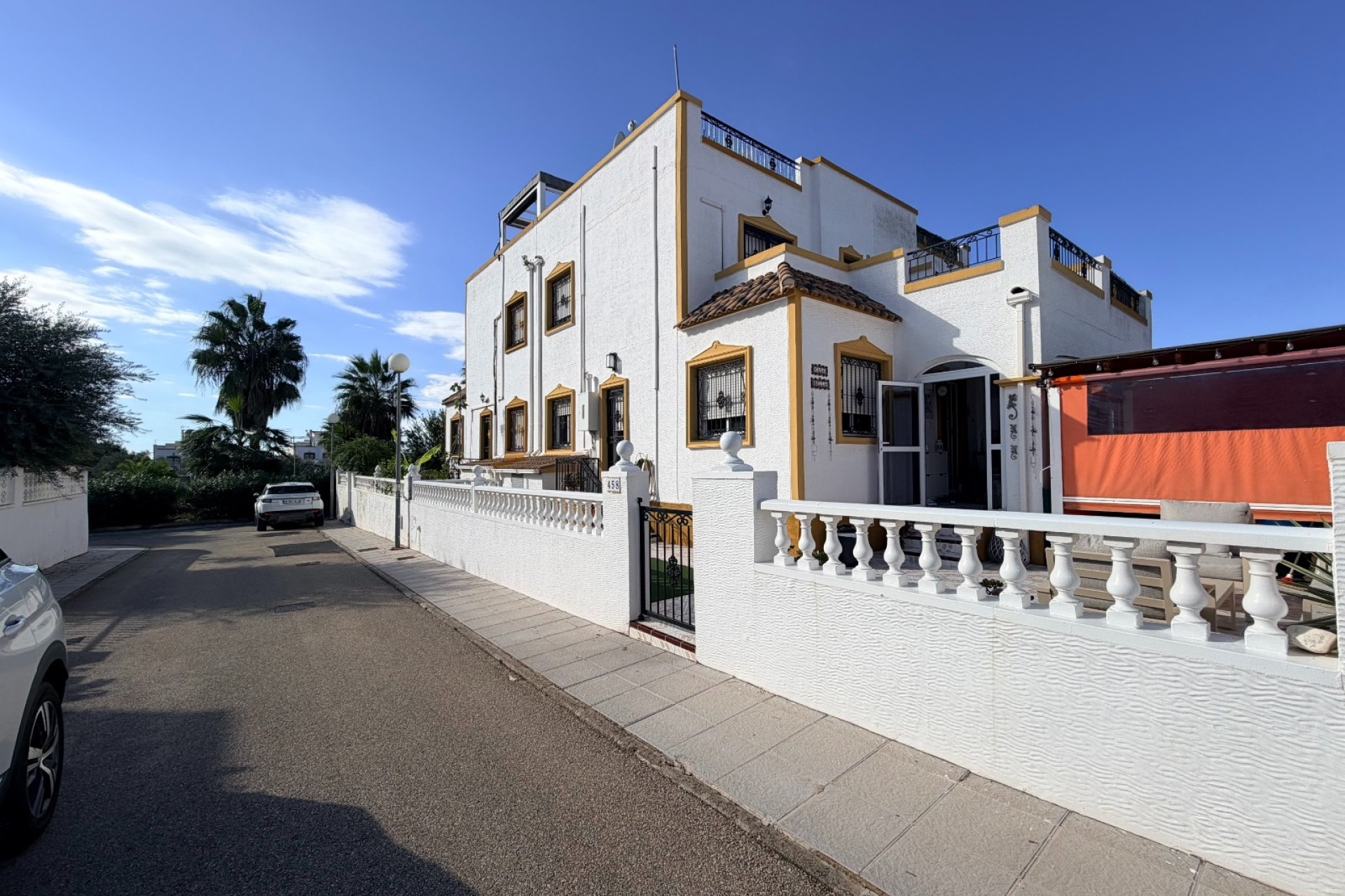 Resale - Town House - Orihuela - Entre Naranjos