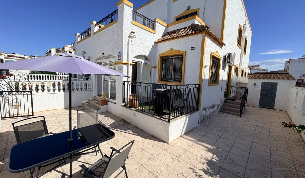 Resale - Town House - Orihuela - Entre Naranjos