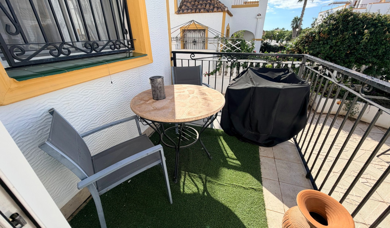 Resale - Town House - Orihuela - Entre Naranjos