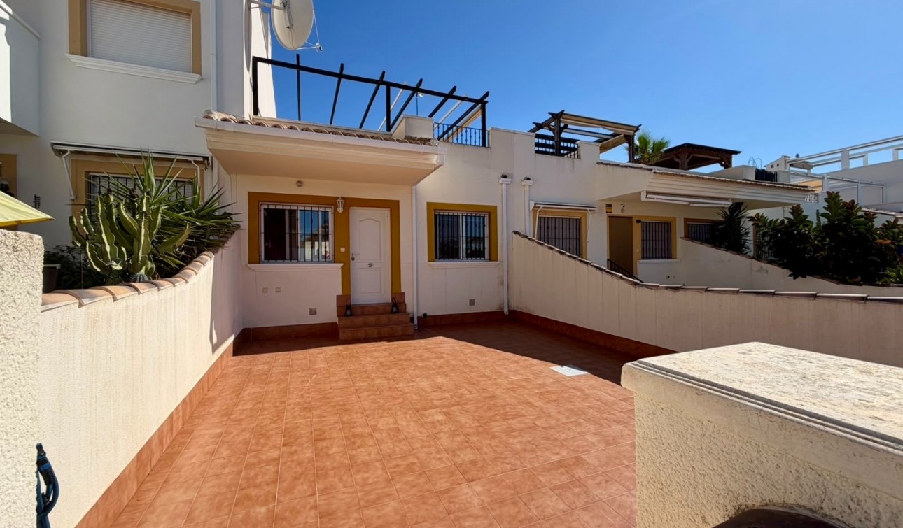 Resale - Town House - Orihuela - Entre Naranjos