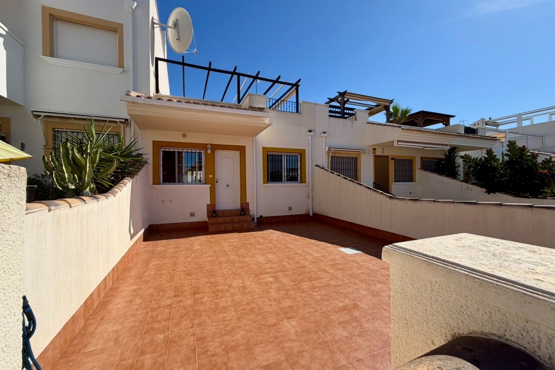 Resale - Town House - Orihuela - Entre Naranjos