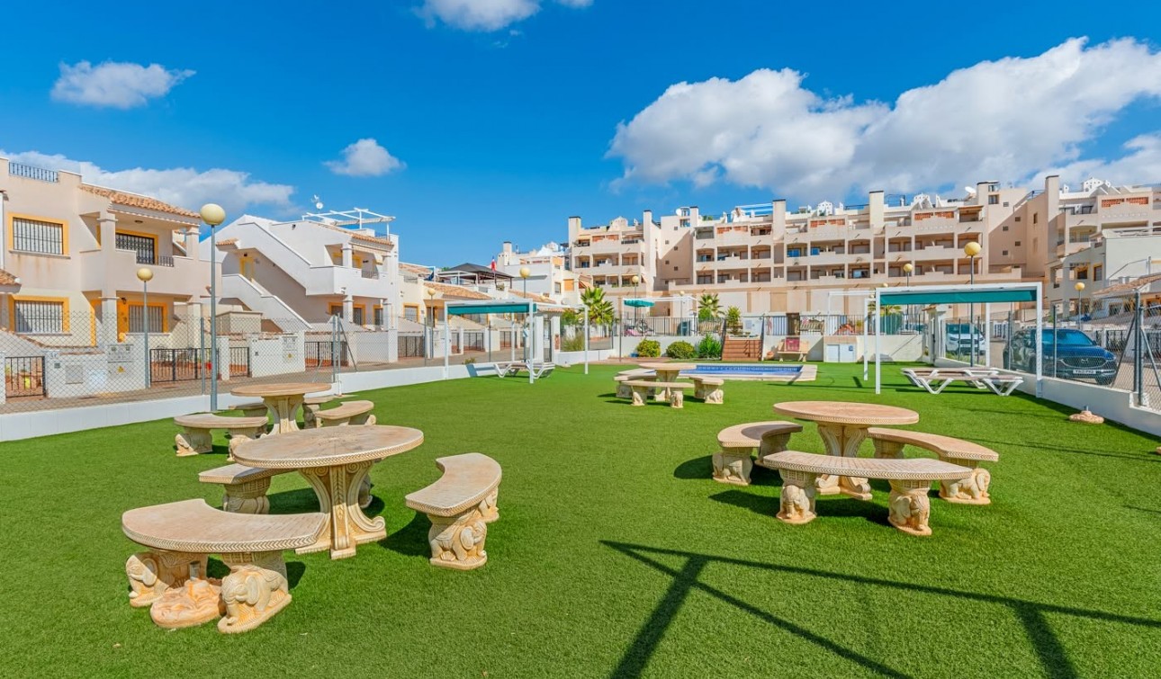 Resale - Town House - Orihuela - Entre Naranjos
