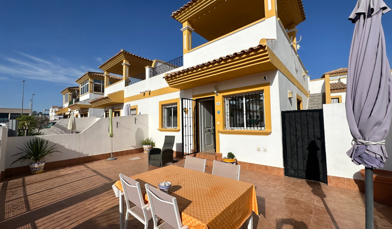 Resale - Town House - Orihuela - Entre Naranjos