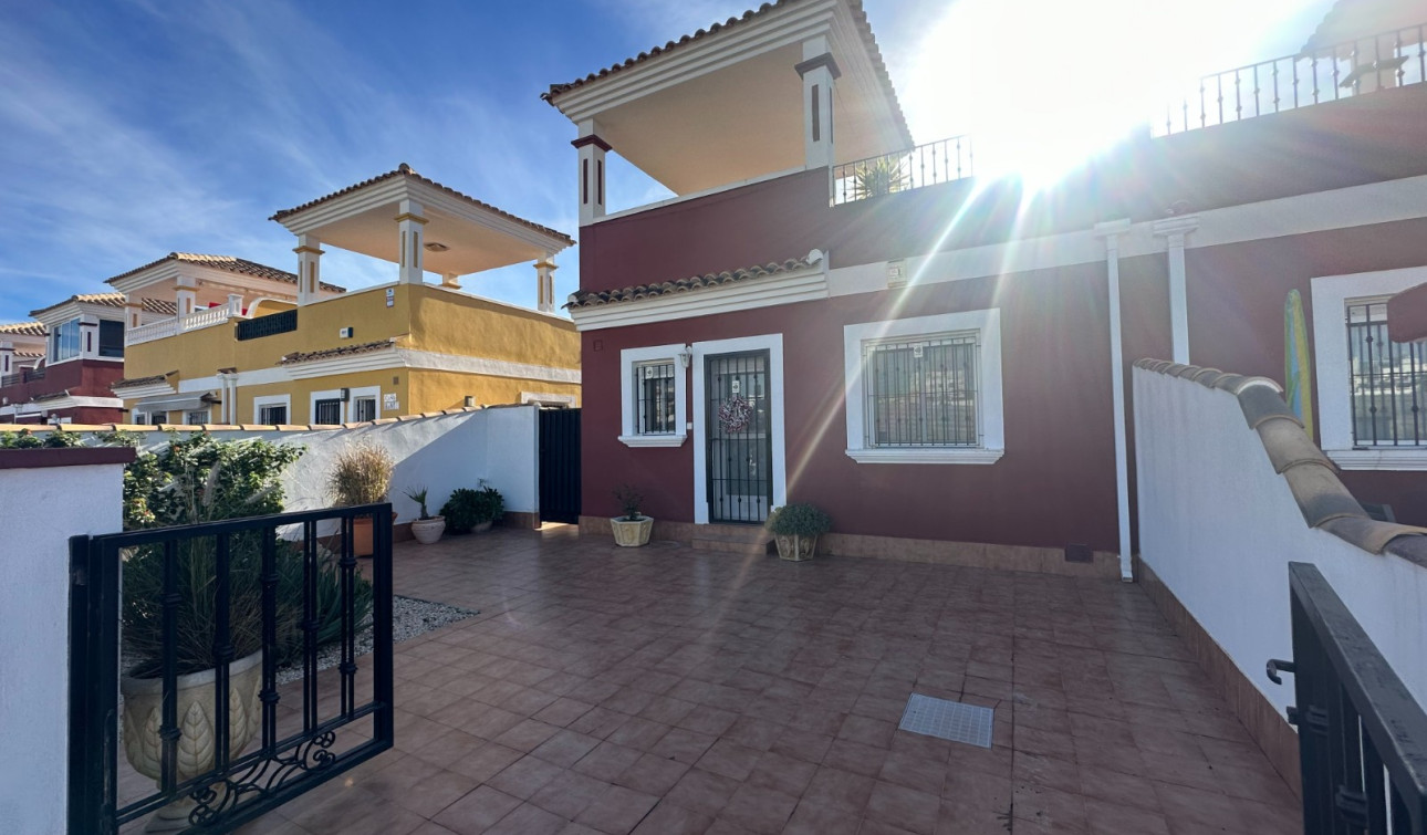 Resale - Town House - Orihuela - Entre Naranjos