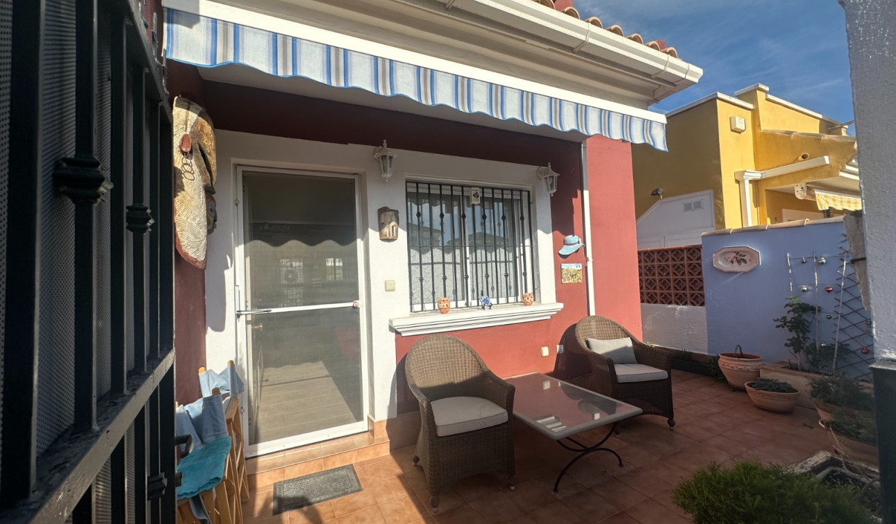 Resale - Town House - Orihuela - Entre Naranjos