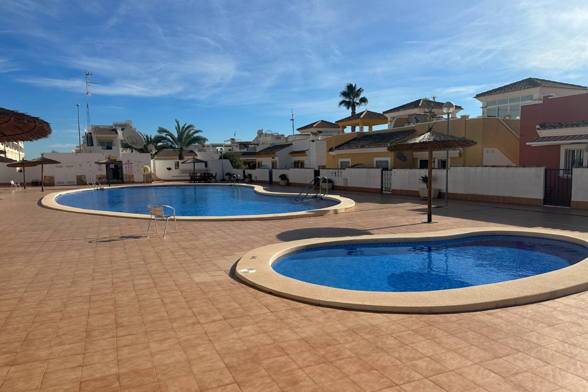 Resale - Town House - Orihuela - Entre Naranjos