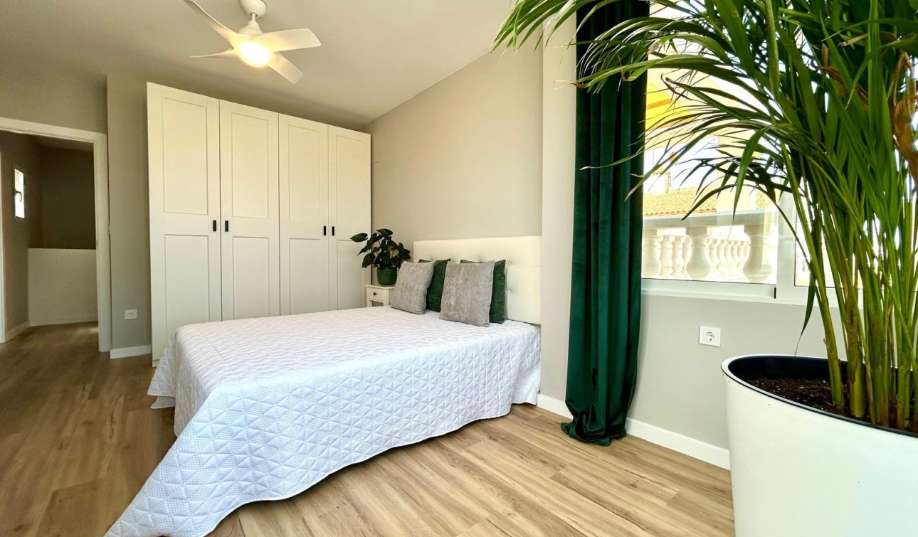 Resale - Town House - Orihuela - Urbanización Perla del Mar