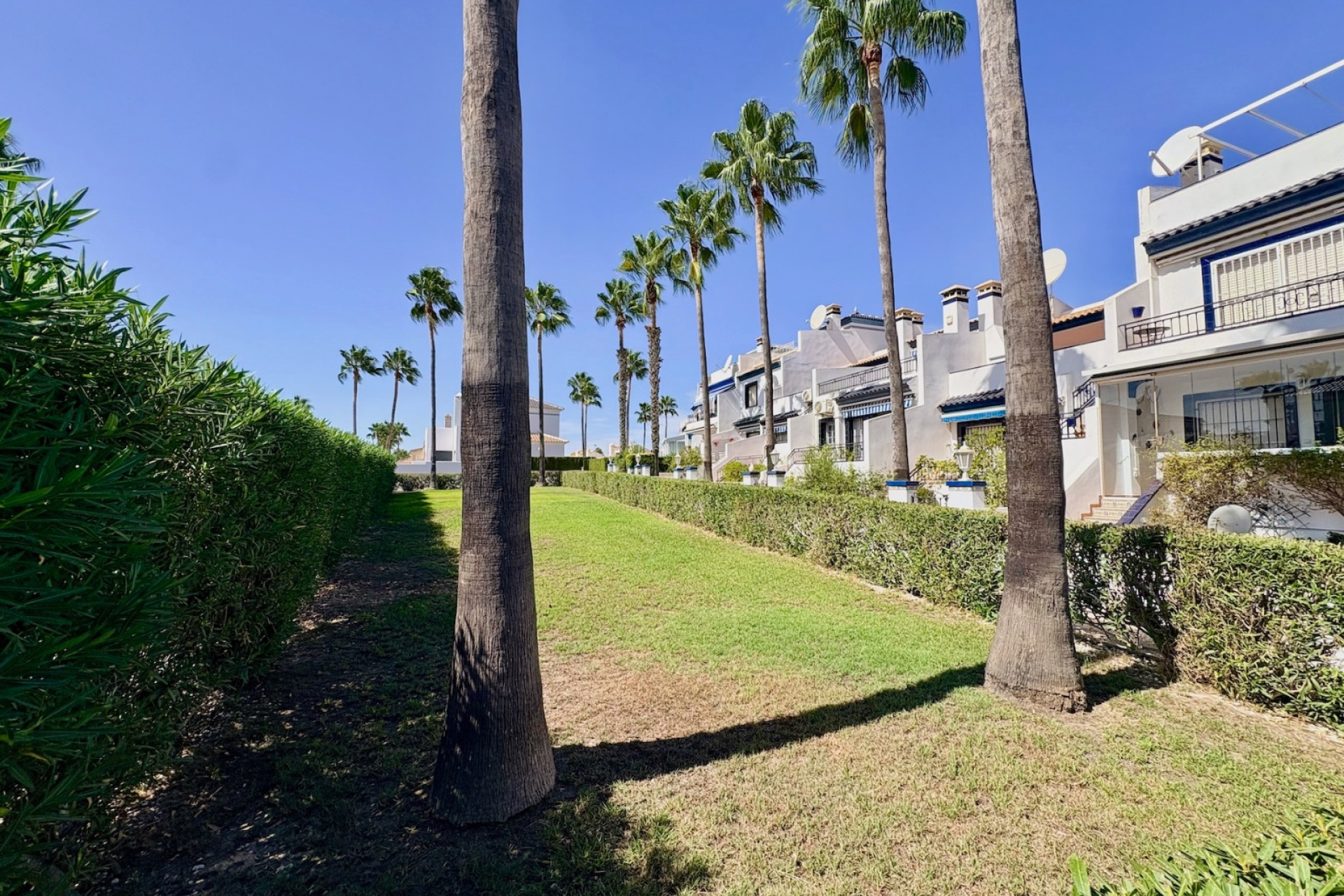 Resale - Town House - Orihuela - Villamartin