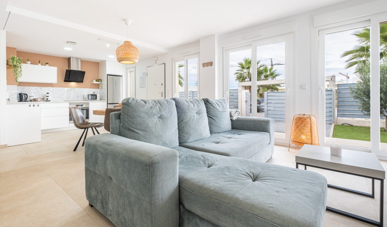 Resale - Town House - Orihuela - Vistabella