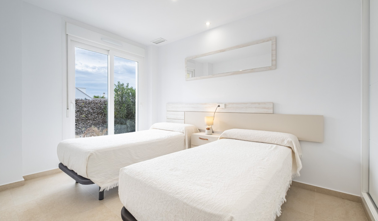 Resale - Town House - Orihuela - Vistabella